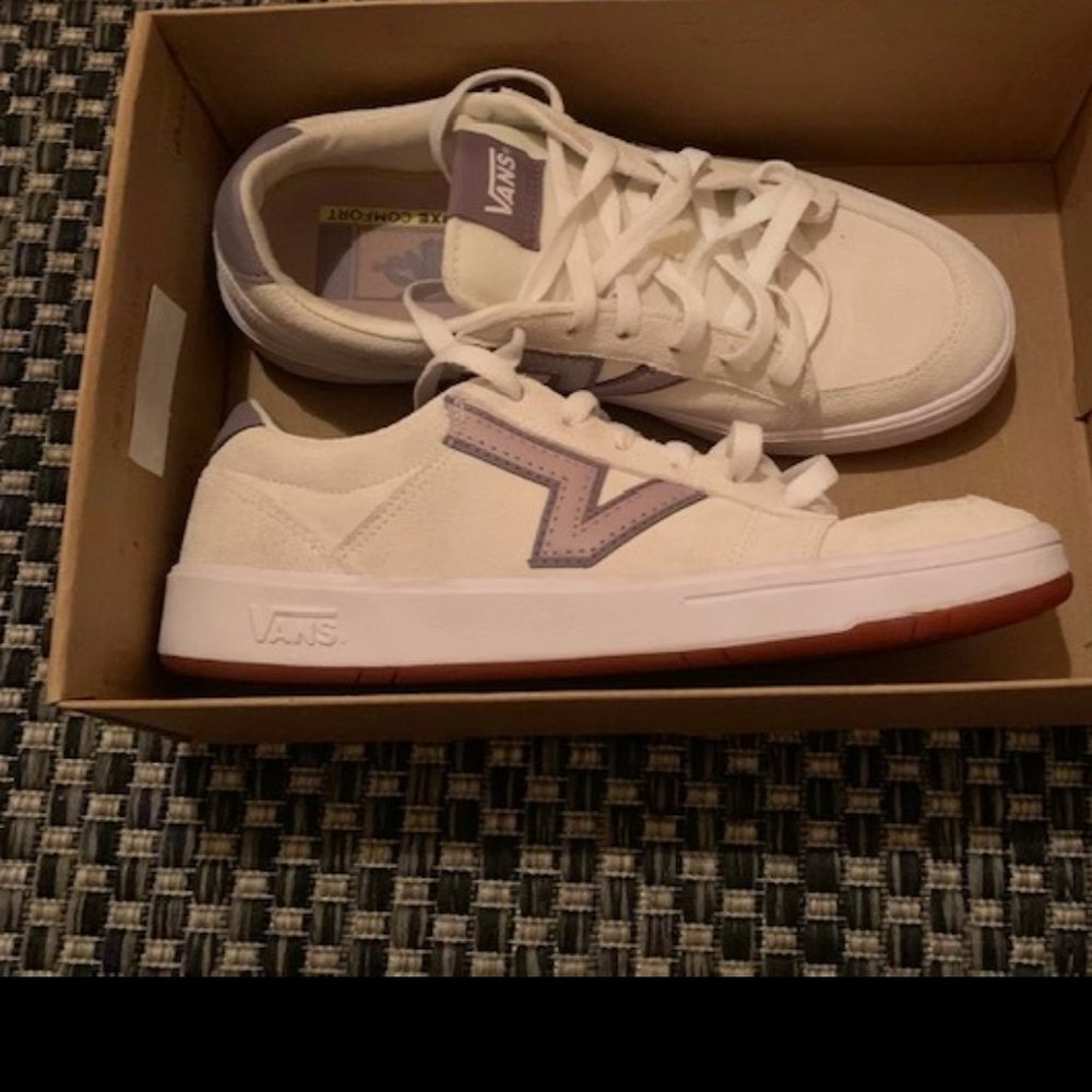 Vans Soland Women's Suede Sneaker